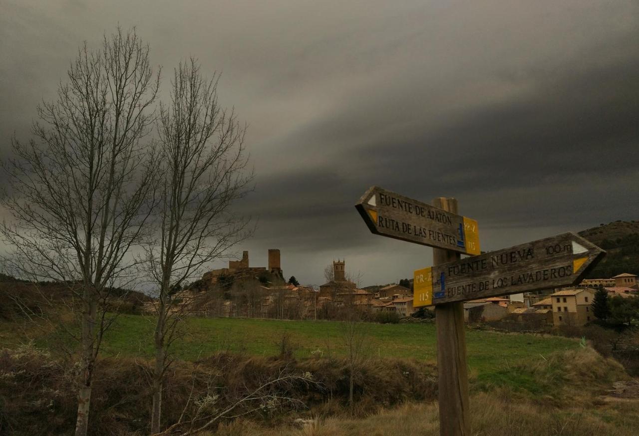 Posada De Uncastillo Exteriör bild