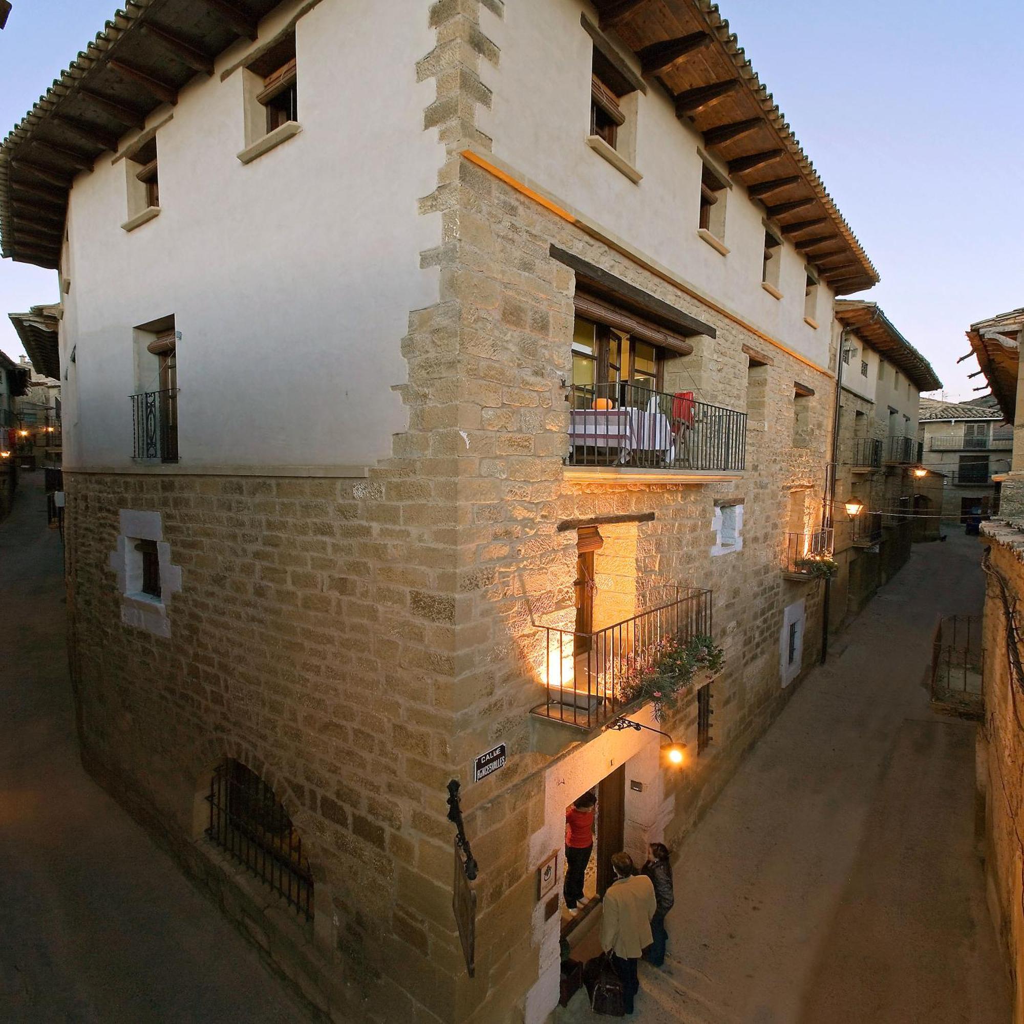 Posada De Uncastillo Exteriör bild